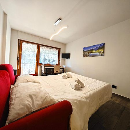 Hostdomus - City Center Apartment Colle Colle Sestriere Exterior foto